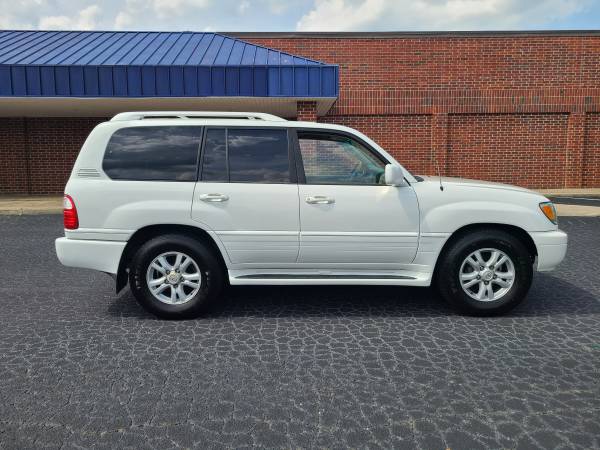 2004 LEXUS LX470 LOADED BEST IN CLASS - - by for sale in Charlotte, NC – photo 6