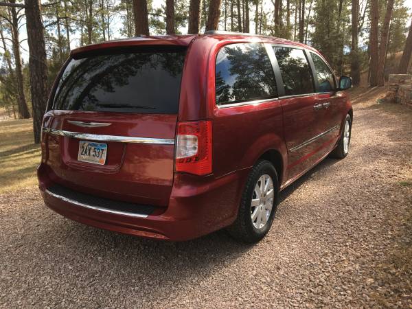 2015 Chrysler Town and Country Touring low miles for sale in Rapid City, SD – photo 3