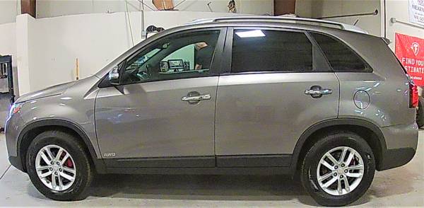 2014 Kia Sorento LX - - by dealer - vehicle automotive for sale in Rochester , NY – photo 2