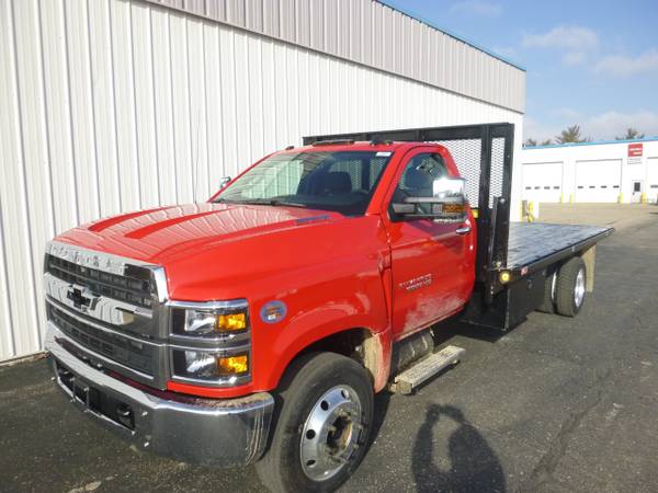 2019 Chevrolet Chevy 6500 2WD Chassis - cars & trucks - by dealer -... for sale in Janesville, WI – photo 3