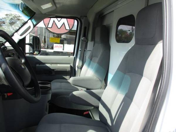 2014 Ford Econoline Commercial Cutaway E-350 ENCLOSED UTILITY * KUV... for sale in south amboy, VA – photo 13
