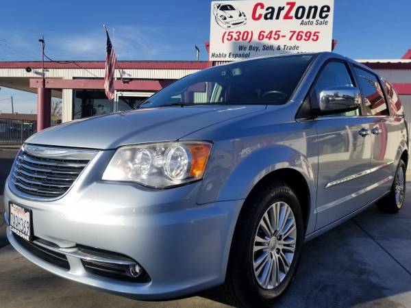 ///2013 Chrysler Town and Country//1-Owner//New Tires//DVD//Must See// for sale in Marysville, CA