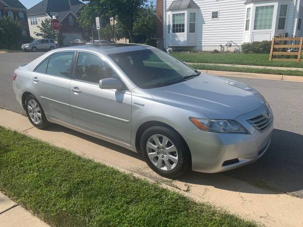 Camry Hybrid XLE, Low miles,Loaded, excellent Cond PRICE TO SELL -... for sale in CHANTILLY, District Of Columbia