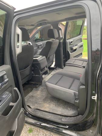 Lifted 2018 Chevy Silverado LT Extended Cab for sale in Logansport, IN – photo 15