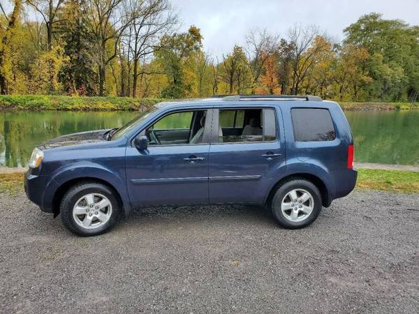2011 Honda Pilot EX, AWD, 3RD Row Seating, 1-Owner NO Accindts -... for sale in Spencerport, NY – photo 12