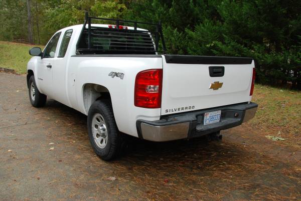 2013 Chevrolet 1500, Ext Cab, 4WD, White 46k miles - cars & trucks -... for sale in Morrisville, VA – photo 3