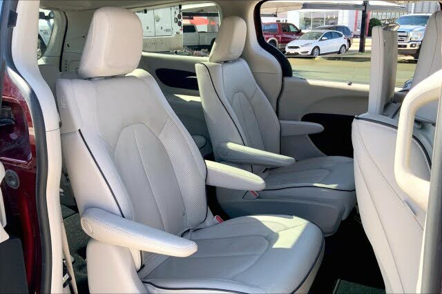 2021 Chrysler Pacifica Hybrid Limited FWD for sale in Oklahoma City, OK – photo 18
