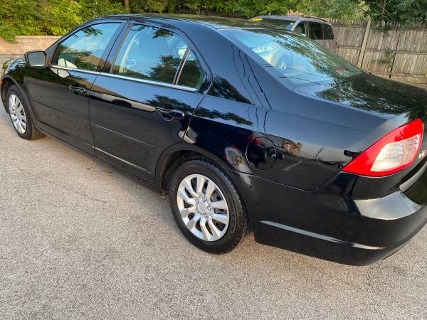 2007 MERCURY MILAN EXCELLENT CONDITION SEDAN - cars & trucks - by... for sale in Downers Grove, IL – photo 3