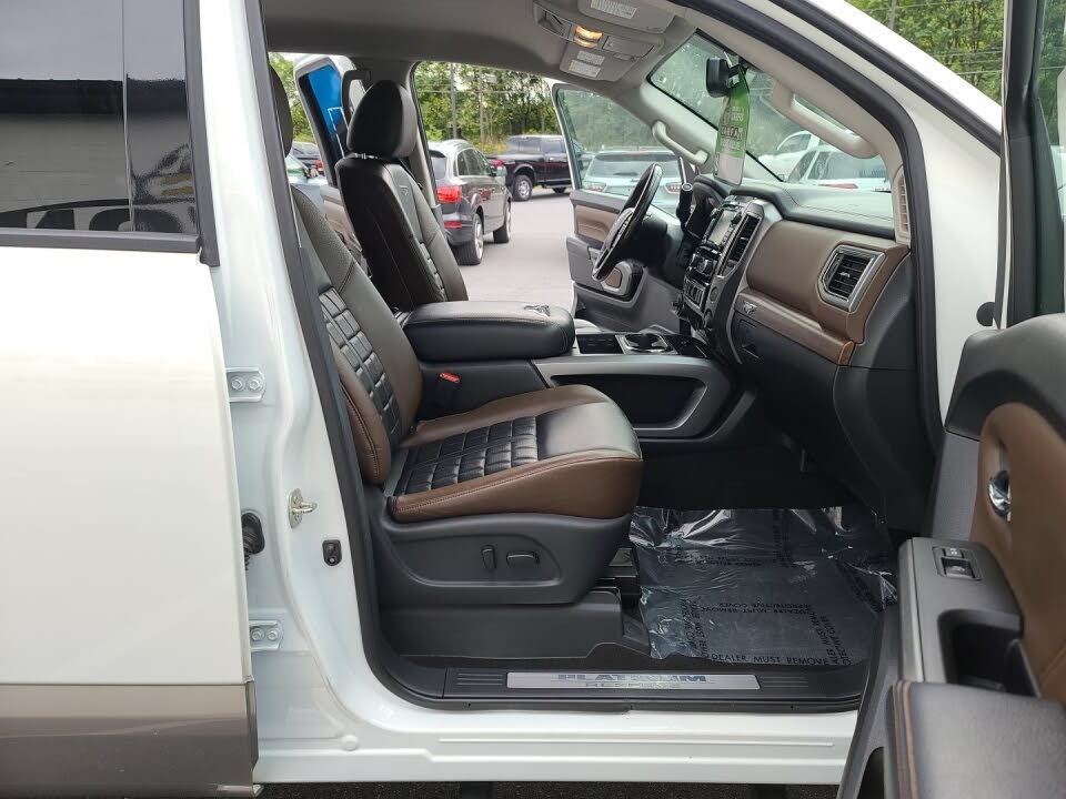2018 Nissan Titan Platinum Reserve Crew Cab 4WD for sale in Lebanon, PA – photo 23