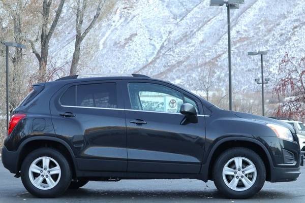 2016 Chevrolet Chevy Trax Lt - cars & trucks - by dealer - vehicle... for sale in Glenwood Springs, CO – photo 2