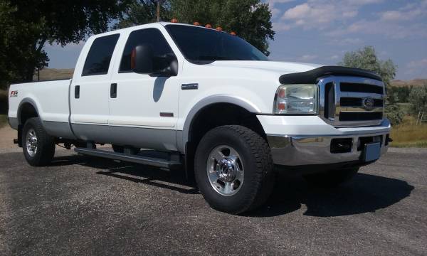2005 Ford F250 Lariat Powerstroke 4x4 Crew Cab 8' bed Clean for sale in Clearmont, WY