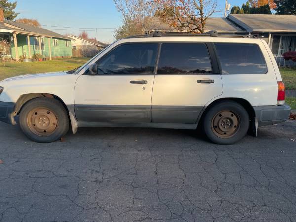 1998 Subaru Forester - cars & trucks - by owner - vehicle automotive... for sale in Albany, OR