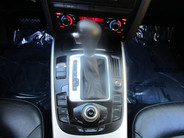 2010 Audi A4 2.0T - NAVI - REAR CAMERA - BLUETOOTH - LEATHER AND... for sale in Sacramento , CA – photo 13
