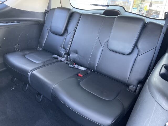 2011 INFINITI QX56 4WD with Split Bench Seat Package for sale in Chantilly, VA – photo 32