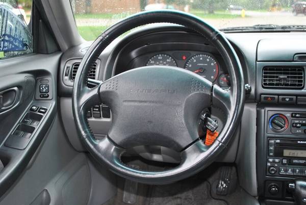 2001 FORESTER S AWD CRUISE CONTROL A/C LEATHER TRIMMED STEERING WHEEL for sale in Flushing, MI – photo 14