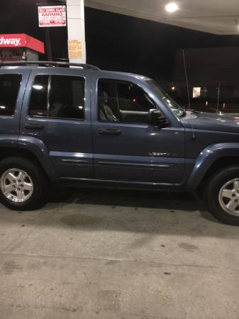 2003 Jeep liberty Limited Ed. 4x4 Runs and drives Perfect! for sale in Oceanside, NY – photo 2