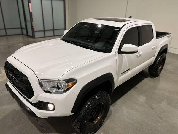 2020 Toyota Tacoma Double Cab TRD Off-Road Pickup 4D 5 ft 31961 for sale in Portland, WA – photo 12