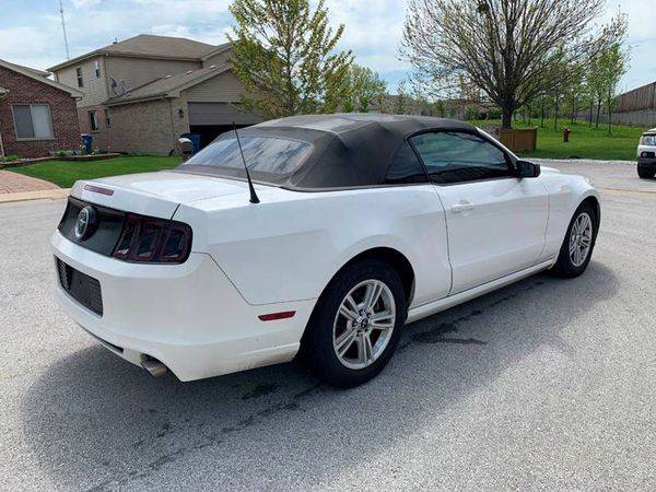 2013 Ford Mustang V6 2dr Convertible for sale in posen, IL – photo 7
