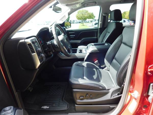 2018 *Chevrolet* *Silverado 1500* *4WD Crew Cab 143.5 L for sale in Fayetteville, AR – photo 18
