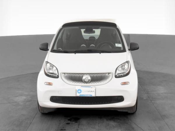 2017 smart fortwo Pure Hatchback Coupe 2D coupe White - FINANCE... for sale in Columbus, GA – photo 17
