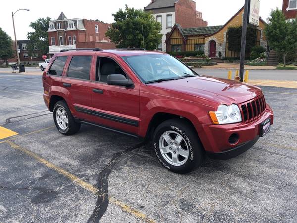 2005 JEEP GR CHEROKEE!! $2500 DOWN!!! NO WAITING ON A CREDIT APPROVAL for sale in Saint Louis, MO