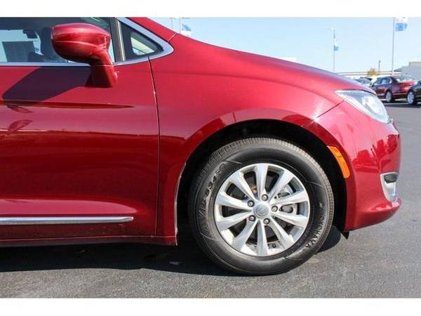 2018 Chrysler Pacifica mini-van Touring L - Chrysler Velvet Red... for sale in Green Bay, WI – photo 3