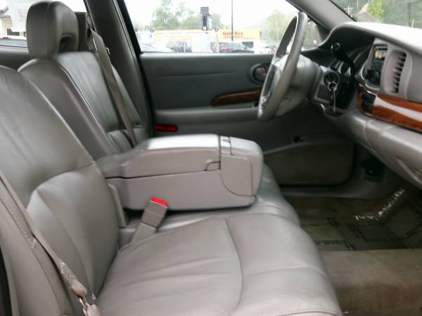 2003 Buick Lesabre-Only 77k Miles! HEATED LEATHER! VERY COMFORTABLE! for sale in Silvis, IA – photo 15