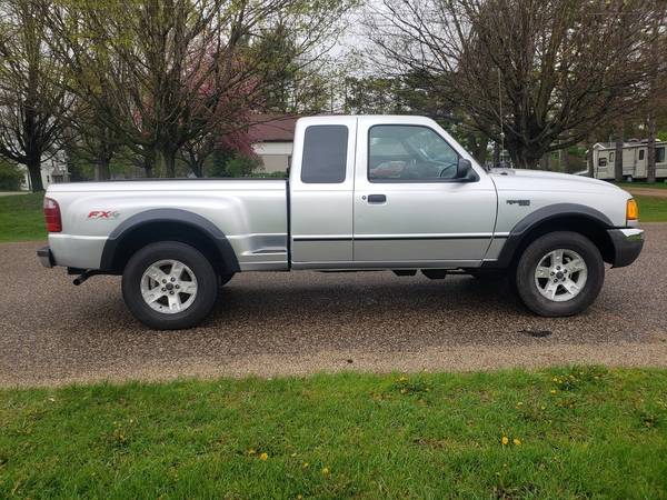 2003 Ford Ranger XLT FX4 Level II Pickup - - by dealer for sale in New London, WI – photo 6