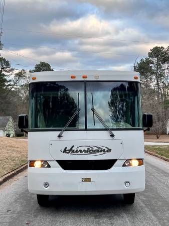 2005 Thor motor coach hurricane for sale in Conyers, TN – photo 3