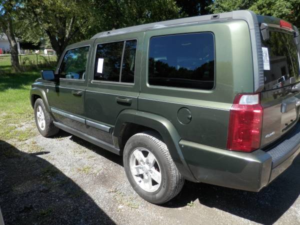 2008 Jeep Commander Sport - - by dealer - vehicle for sale in Rochester , NY – photo 2