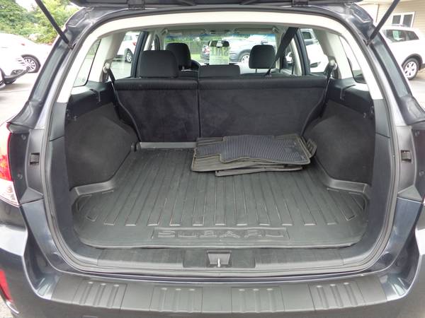 ****2012 SUBARU OUTBACK WAGON-AWD-152k-1OWNER-LOOKS/RUNS/DRIVES GREAT for sale in East Windsor, MA – photo 8