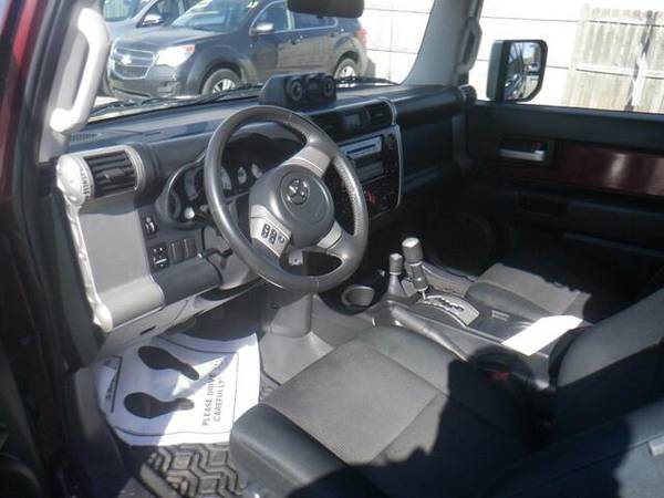 2007 Toyota FJ Cruiser - - by dealer - vehicle for sale in Des Moines, IA – photo 7