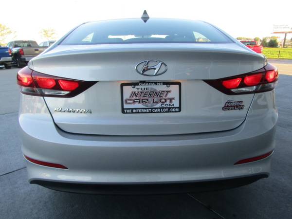 2018 Hyundai Elantra SEL 2 0L Automatic Molten for sale in Omaha, NE – photo 6