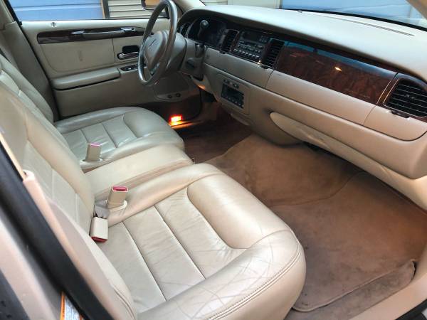 2000 Lincoln Town car low miles for sale in Alameda, CA – photo 5