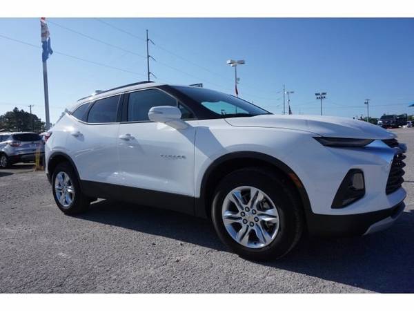 2019 Chevrolet Chevy Blazer Base - cars & trucks - by dealer -... for sale in Brownsville, TN – photo 3