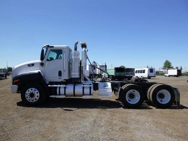 2016 Caterpillar CT660 T/A Truck Tractor for sale in Coalinga, CA – photo 5