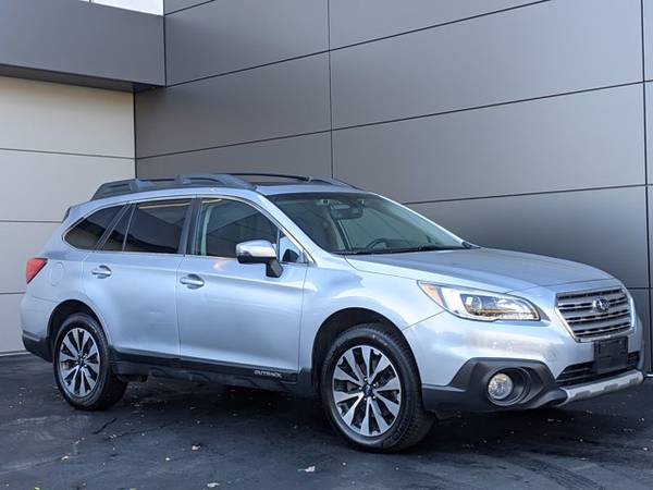 2017 Subaru Outback Limited AWD All Wheel Drive SKU:H3241301 - cars... for sale in Elmsford, NY – photo 3