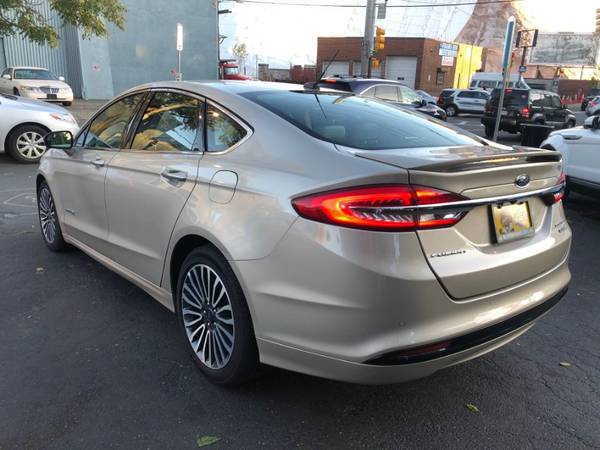 Check Out This Spotless 2018 Ford Fusion Hybrid with only 18,879 Miles for sale in Chelsea, MA – photo 5