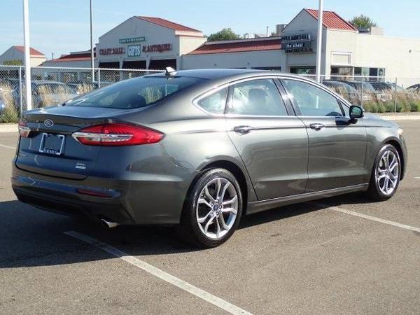 2019 Ford Fusion sedan SEL (Magnetic Metallic) GUARANTEED for sale in Sterling Heights, MI – photo 8