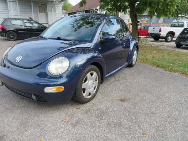 2001 volkswagen beetle for sale in Bloomington, IN – photo 2