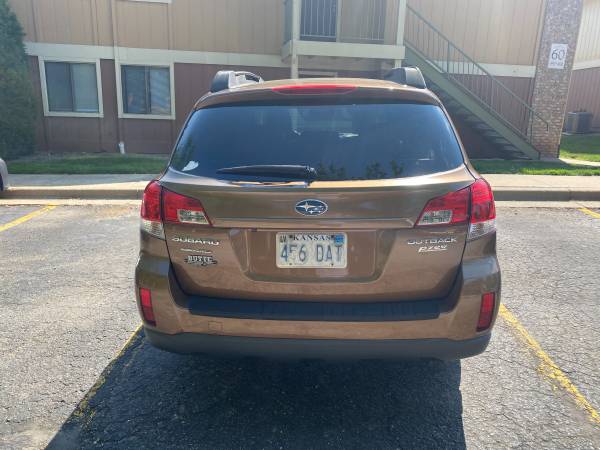 2011 Subaru Outback for sale in Overland Park, MO – photo 17