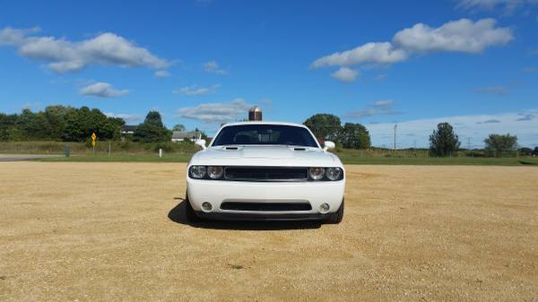 2013 Dodge Challenger R/T *Hemi*6 speed*Custom Wheels*Lowered*Exhaust* for sale in Freeport, IA – photo 8