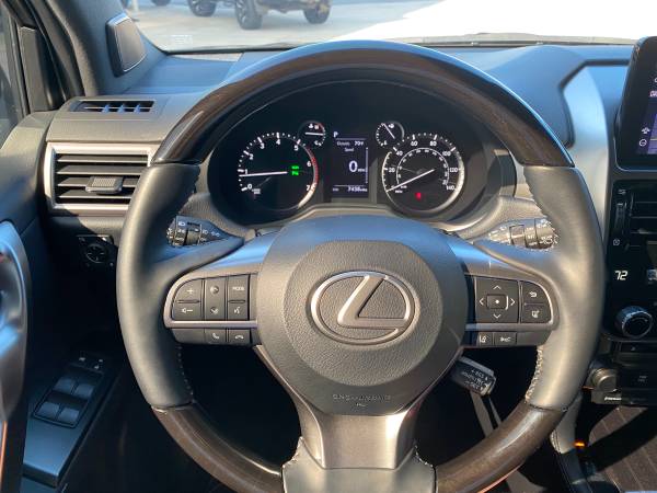 22 Lexus GX460 7k miles loaded 4x4 one owner clean title for sale in Easley, SC – photo 14