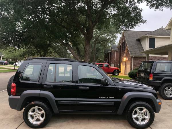 2003 Jeep Liberty Sport 4x4 Low Miles! Looks and Runs Excellent! for sale in Katy, TX – photo 4