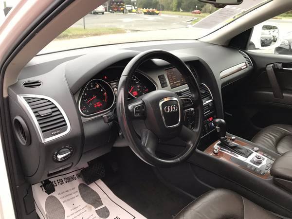 2011 Audi Q7 3.0 Premium Quattro * White *Brown Interior *No Accidents for sale in Monroe, NY – photo 15