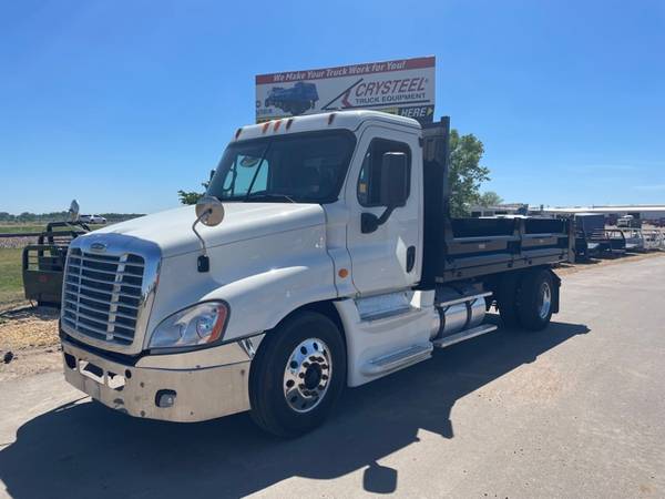 2014 Freightliner Cascadia 125 with 16 Crysteel Contractor Body Pkg for sale in Lake Crystal, MN