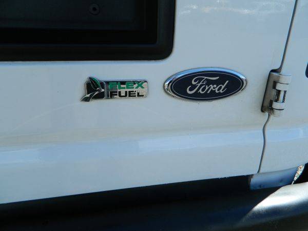 2013 Ford Econoline E350 Super Duty Passenger Van - EXTRA CLEAN!! EZ... for sale in Yelm, WA – photo 6