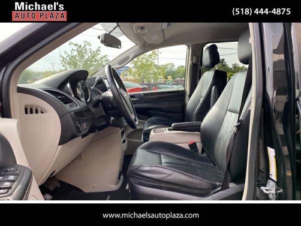 2014 Chrysler Town & Country Touring - cars & trucks - by dealer -... for sale in east greenbush, NY – photo 22