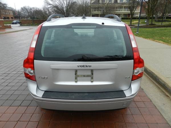 2006 Volvo V50 Wagon 1 Owner Southern Owned Very Low Miles for sale in Carmel, IN – photo 4