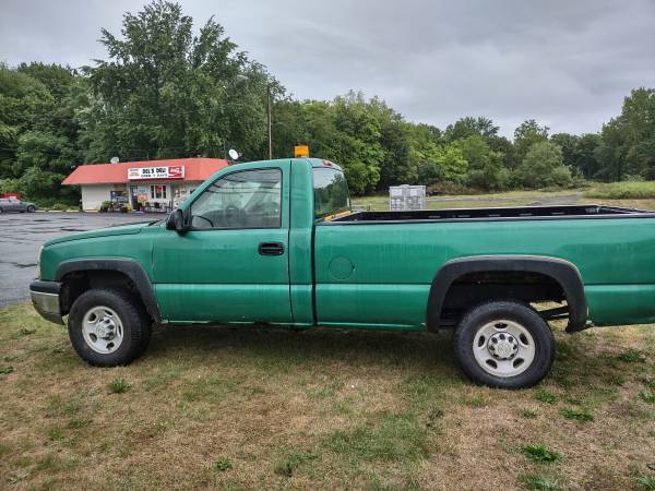 04 Chevy 2500 pickup Just passed nys inspection for sale in Newburgh, NY – photo 6